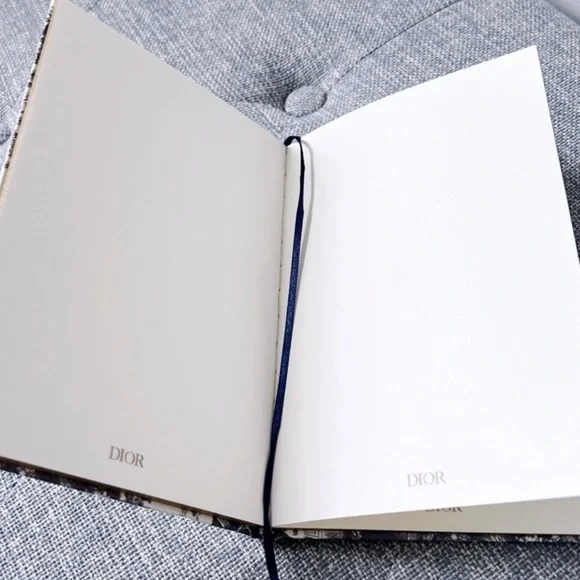 Dior Notebook - Picture 3 of 4